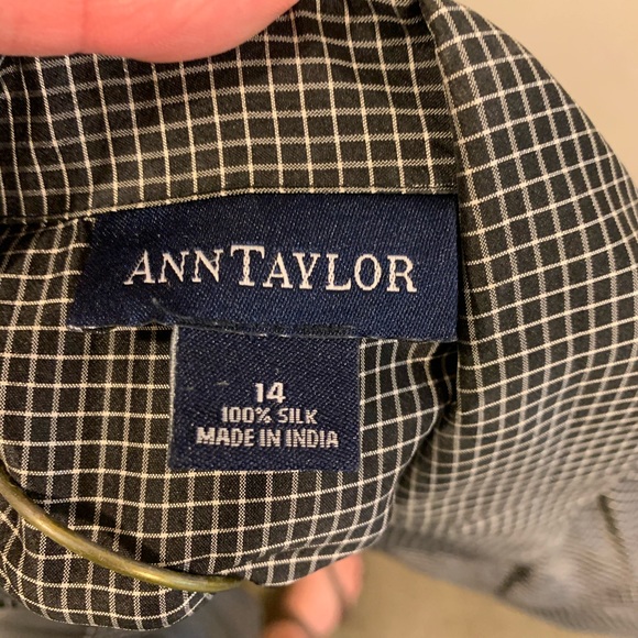 Ann Taylor silk blouse - Picture 4 of 4